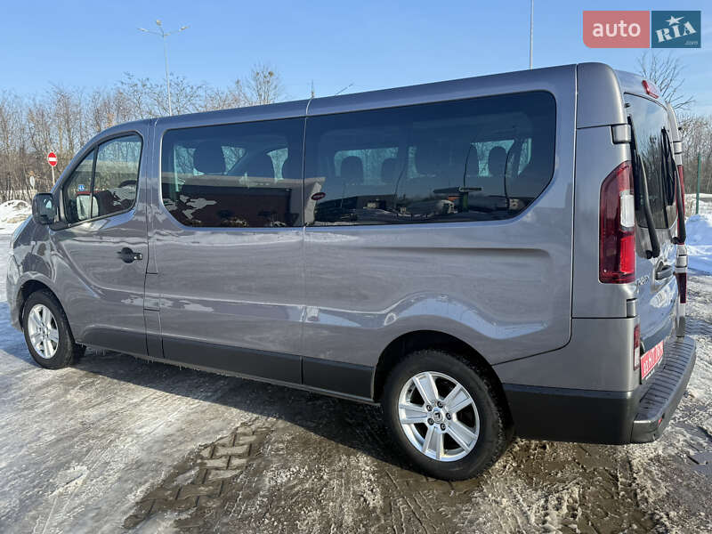 Минивэн Renault Trafic 2018 в Луцке