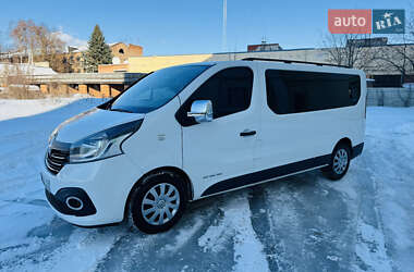 Минивэн Renault Trafic 2018 в Ромнах