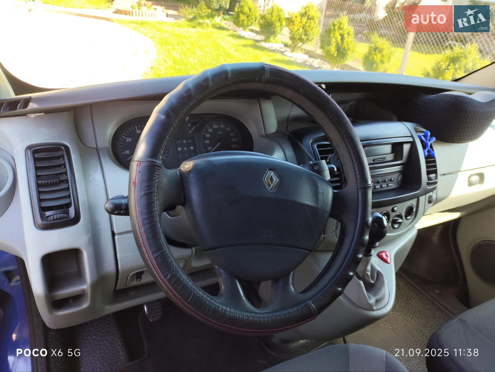 Renault Trafic 2004 VIN VF1FLBCB64V218844 фото оголошення 25 з 33