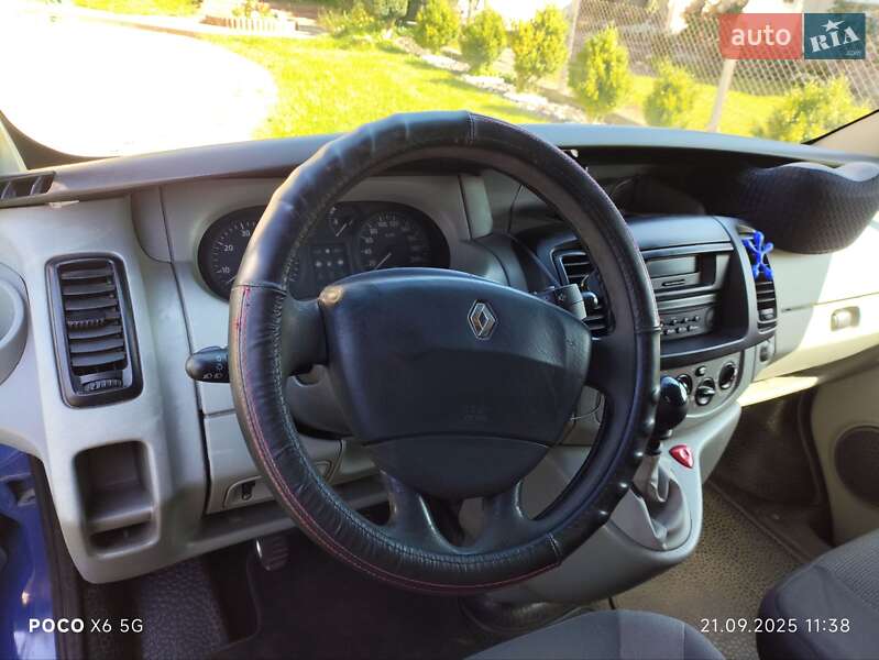 Минивэн Renault Trafic 2004 в Львове