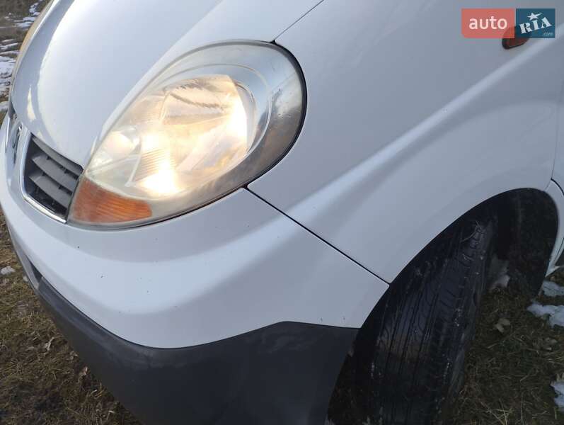 Мінівен Renault Trafic 2006 в Смілі фото 11 Мінівен Renault Trafic 2006 в Смілі