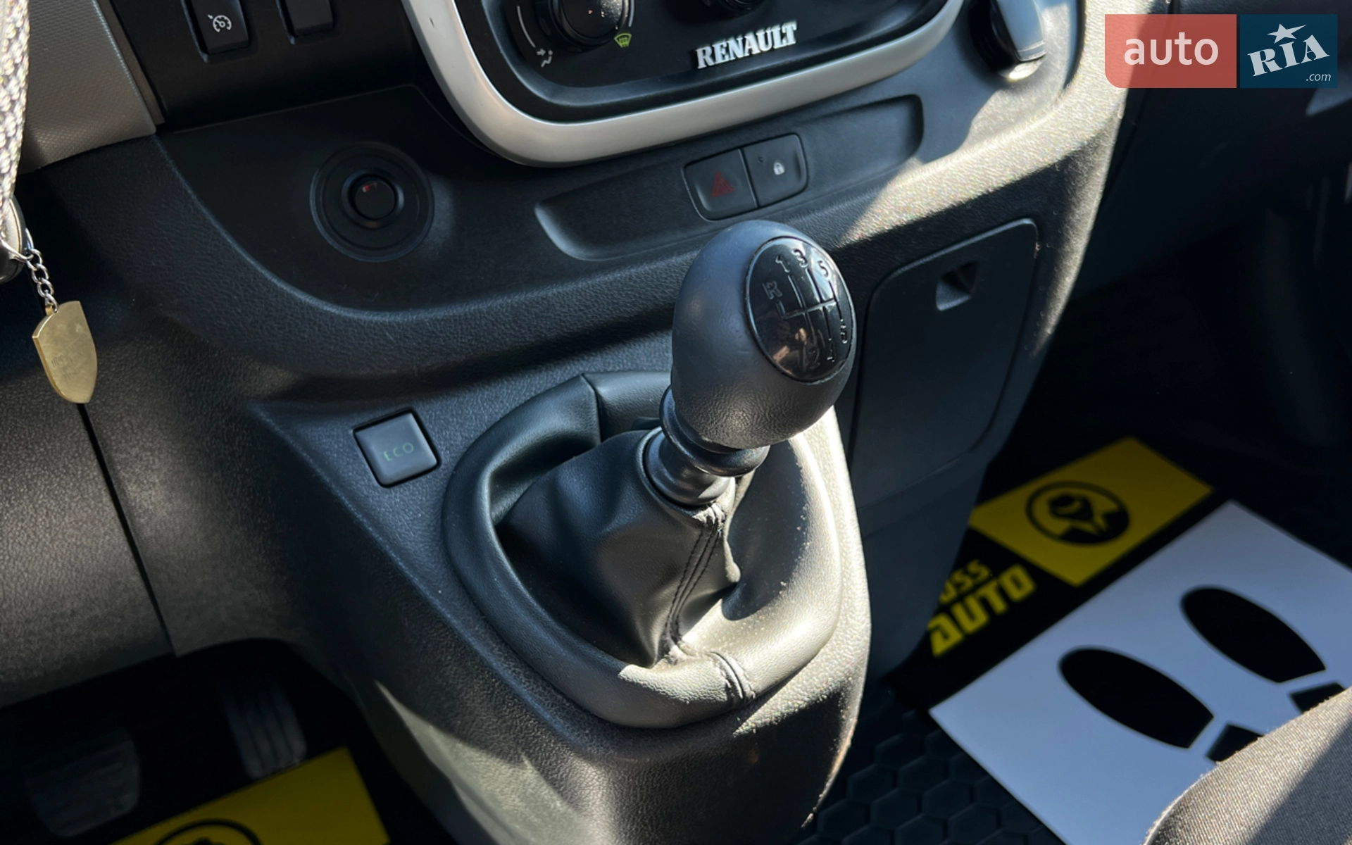 2019 Renault Trafic - мініатюра 16