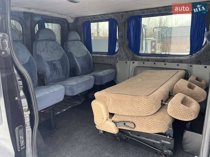 Минивэн Renault Trafic 2001 в Баре