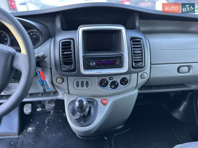 Минивэн Renault Trafic 2013 в Ровно