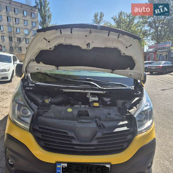 Минивэн Renault Trafic 2014 в Николаеве