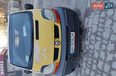 Вантажний фургон Renault Trafic 2002 в Львові