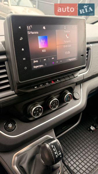 Грузовой фургон Renault Trafic 2023 в Львове