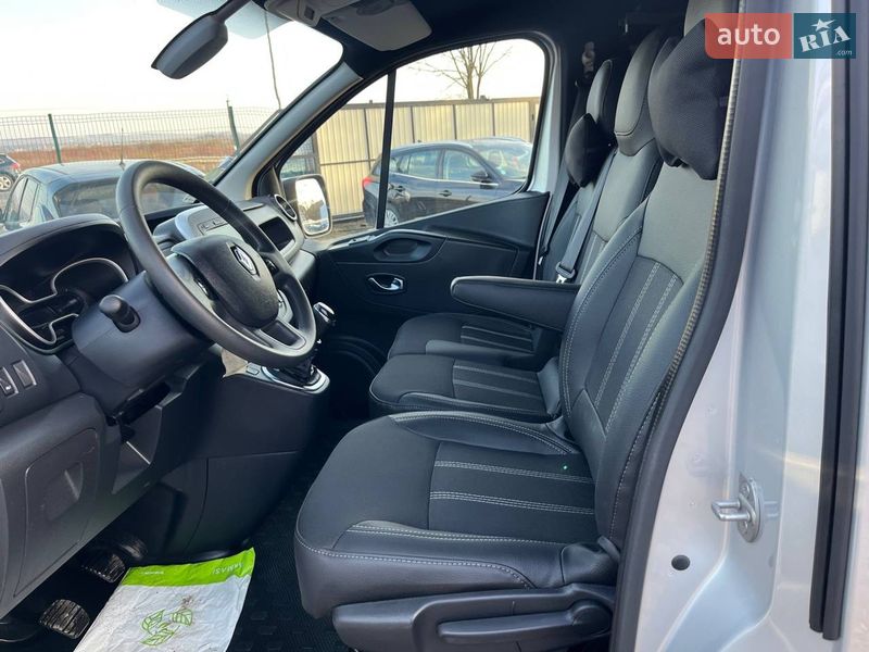 Мінівен Renault Trafic 2021 в Дубні