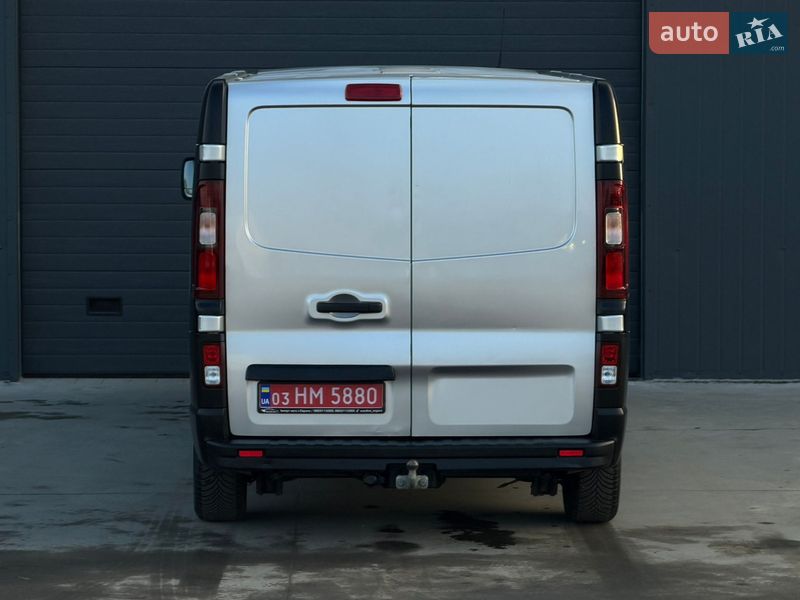 Вантажний фургон Renault Trafic 2020 в Дубні