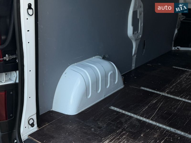 Вантажний фургон Renault Trafic 2020 в Дубні