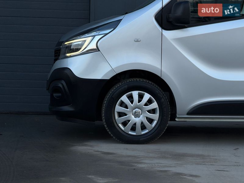 Вантажний фургон Renault Trafic 2020 в Дубні