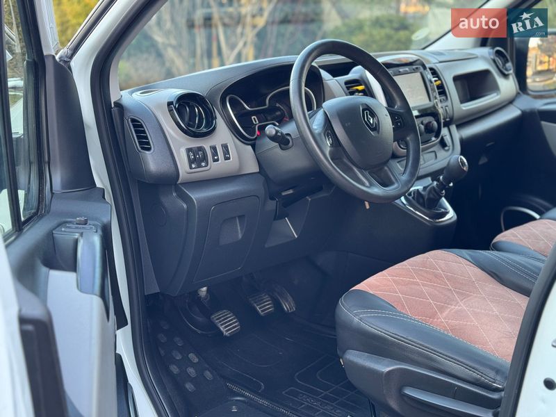 Минивэн Renault Trafic 2018 в Сарнах