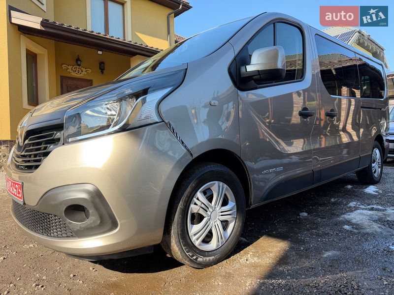 2017 Renault Trafic, VIN VF1JL000655964837:plate — фото 1 (autoria)