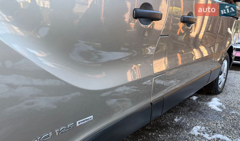 Мінівен Renault Trafic 2017 в Львові