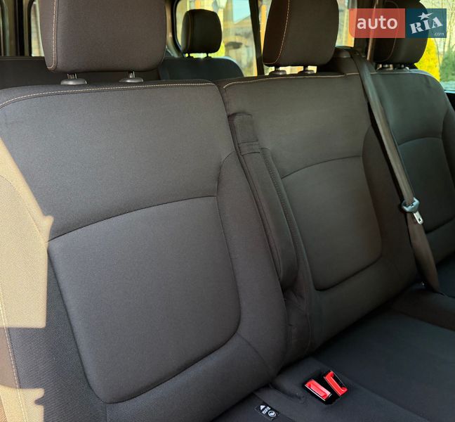 Мінівен Renault Trafic 2017 в Львові