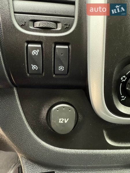 Вантажний фургон Renault Trafic 2021 в Дрогобичі