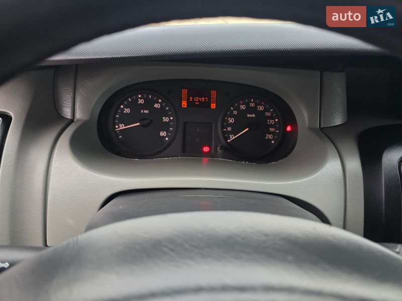 Мінівен Renault Trafic 2008 в Запоріжжі