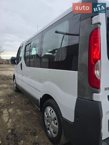 Мінівен Renault Trafic 2008 в Запоріжжі
