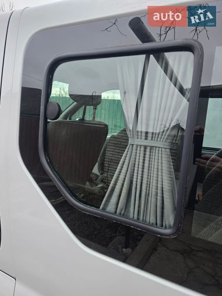 Мінівен Renault Trafic 2008 в Запоріжжі