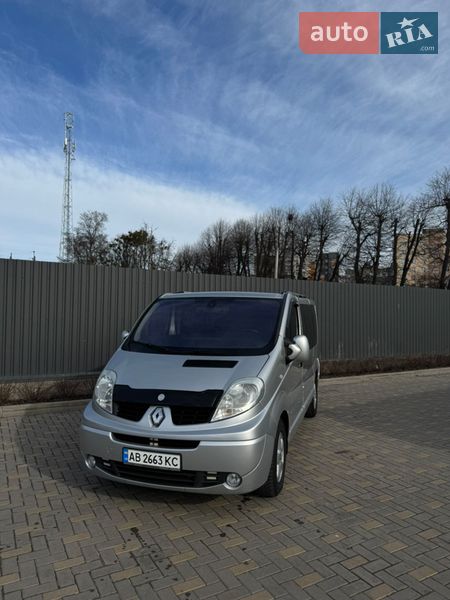 Минивэн Renault Trafic 2009 в Шаргороде