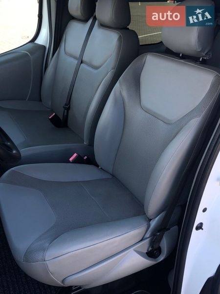 Минивэн Renault Trafic 2014 в Дубно