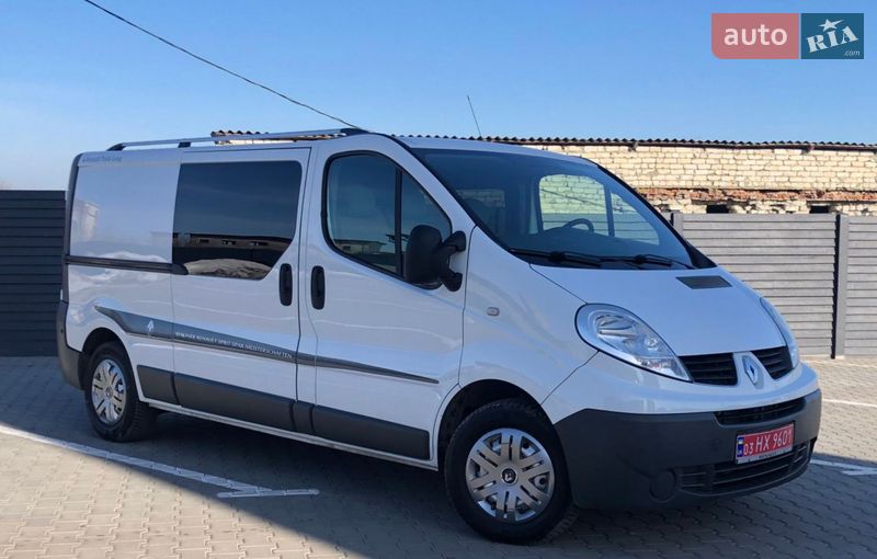 Минивэн Renault Trafic 2014 в Дубно