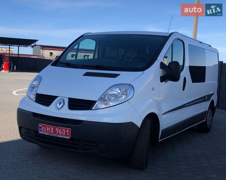 Минивэн Renault Trafic 2014 в Дубно