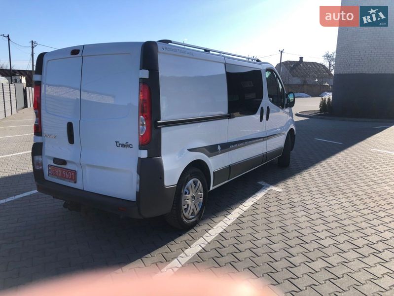 Минивэн Renault Trafic 2014 в Дубно