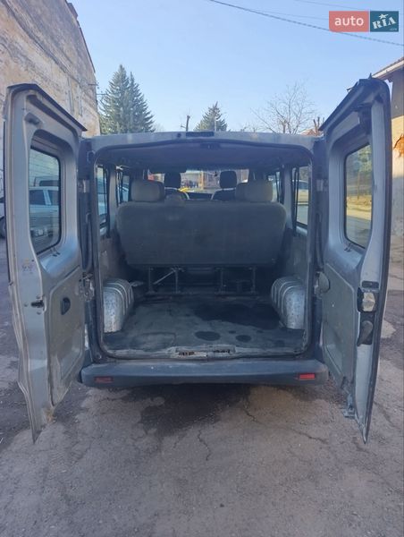 Минивэн Renault Trafic 2006 в Стрые