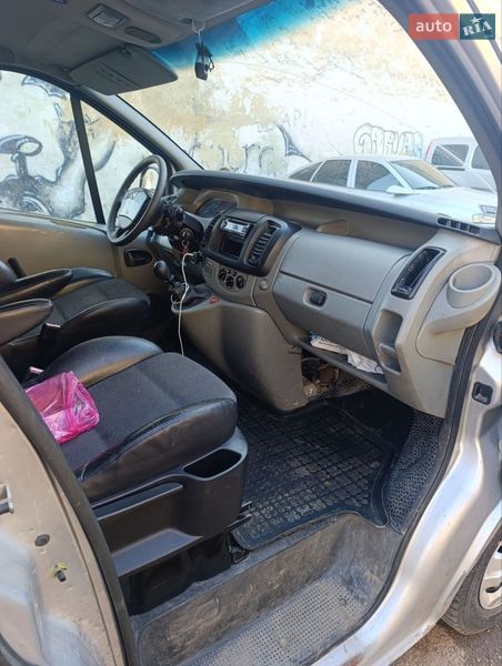 Минивэн Renault Trafic 2006 в Стрые