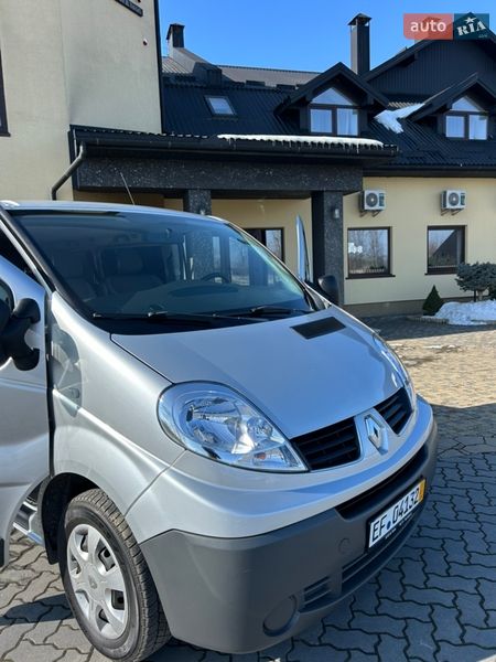 Минивэн Renault Trafic 2011 в Коломые