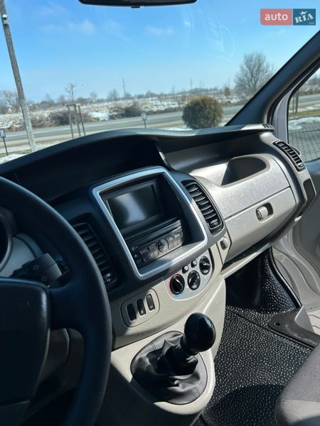 Минивэн Renault Trafic 2011 в Коломые