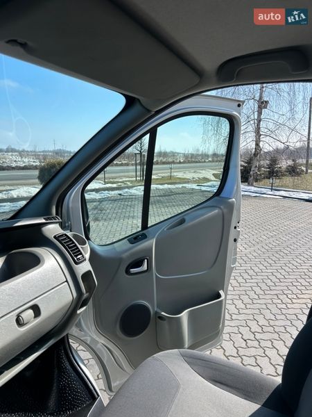 Минивэн Renault Trafic 2011 в Коломые