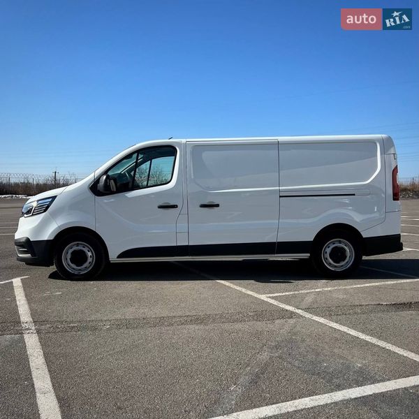Грузовой фургон Renault Trafic 2022 в Киеве