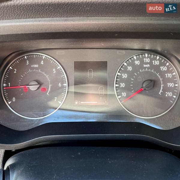 Грузовой фургон Renault Trafic 2022 в Киеве