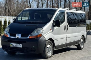 Мінівен Renault Trafic 2002 в Луцьку