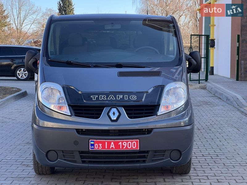 Минивэн Renault Trafic 2013 в Ковеле