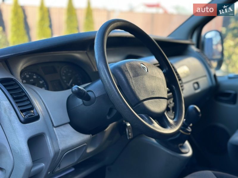 Мінівен Renault Trafic 2007 в Івано-Франківську