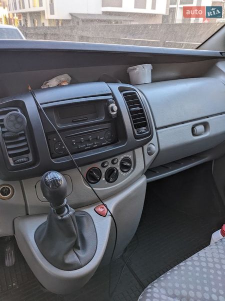 Микроавтобус грузовой (до 3,5т) Renault Trafic 2006 в Одессе