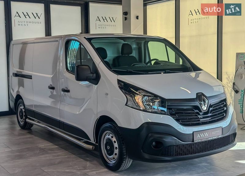 Минивэн Renault Trafic 2015 в Львове