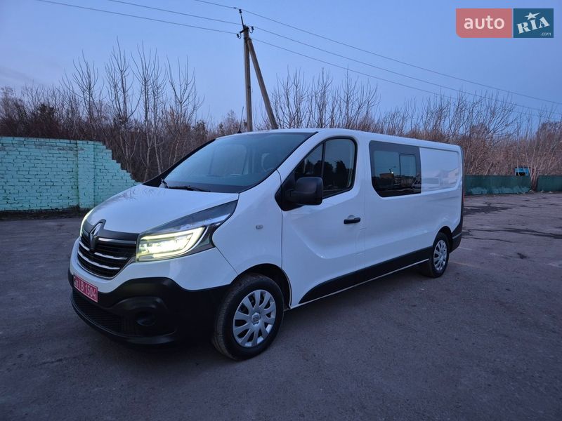 Грузопассажирский фургон Renault Trafic 2021 в Ровно