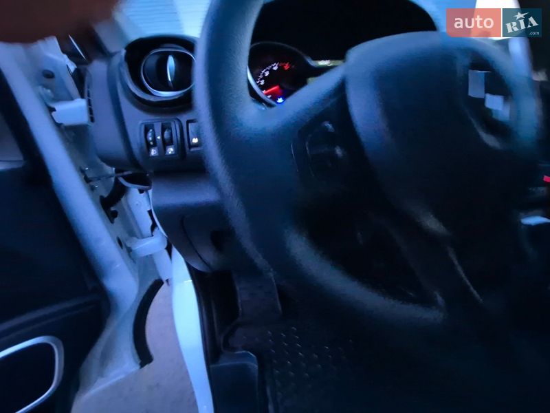 Грузопассажирский фургон Renault Trafic 2021 в Ровно