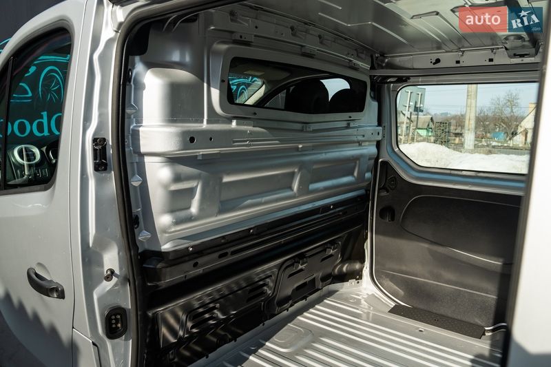 Грузовой фургон Renault Trafic 2020 в Луцке