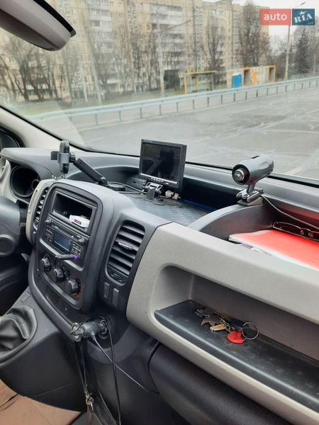 Грузовой фургон Renault Trafic 2015 в Днепре