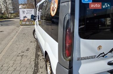 Минивэн Renault Trafic 2005 в Калуше
