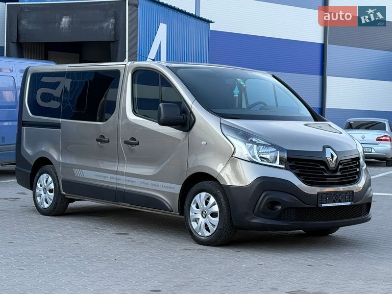 Мінівен Renault Trafic 2017 в Рівному