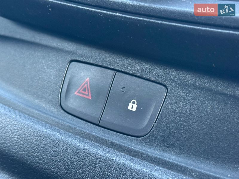 Мінівен Renault Trafic 2017 в Рівному