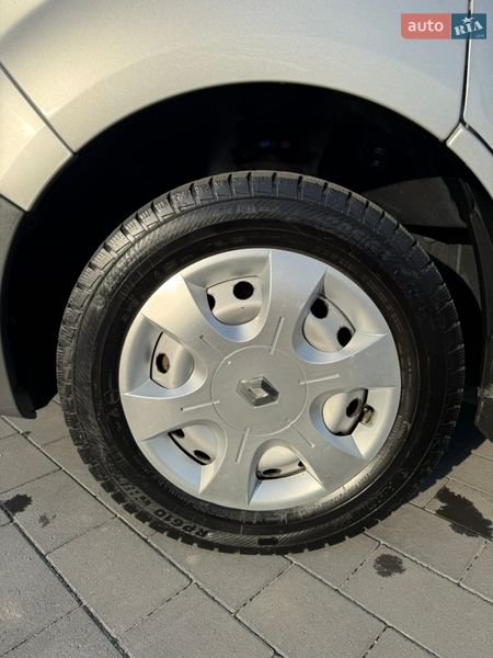 Грузовой фургон Renault Trafic 2013 в Мукачево