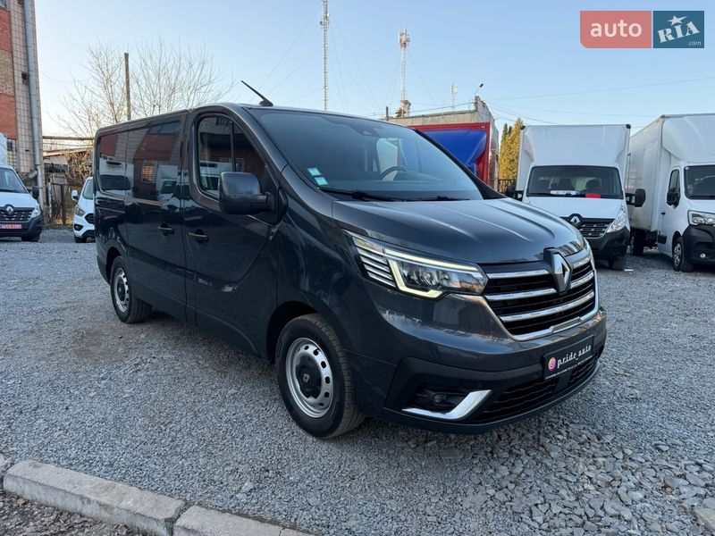 Вантажний фургон Renault Trafic 2022 в Рівному