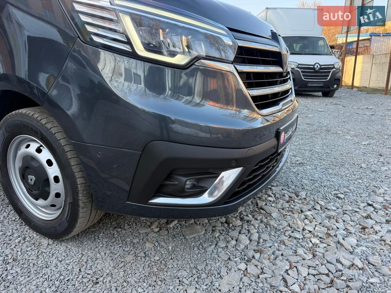 Вантажний фургон Renault Trafic 2022 в Рівному
